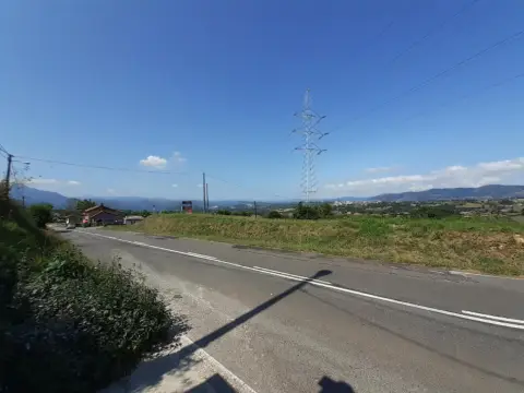 Terreno en Oviedo